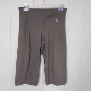 Lole Green Bermuda Cropped Athletic Pants